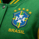 Jaqueta Bomber Feminina Brasil ✦ Brasão Bordado Fleece Copa | VAI DAR BRASIL